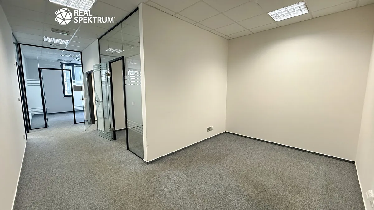 Pronájem kanceláře 78 m²